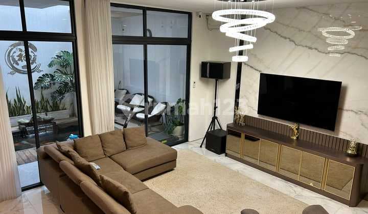 Cluster Brava Himalaya Lippo Karawaci, Rumah 2 Lantai Siap Huni