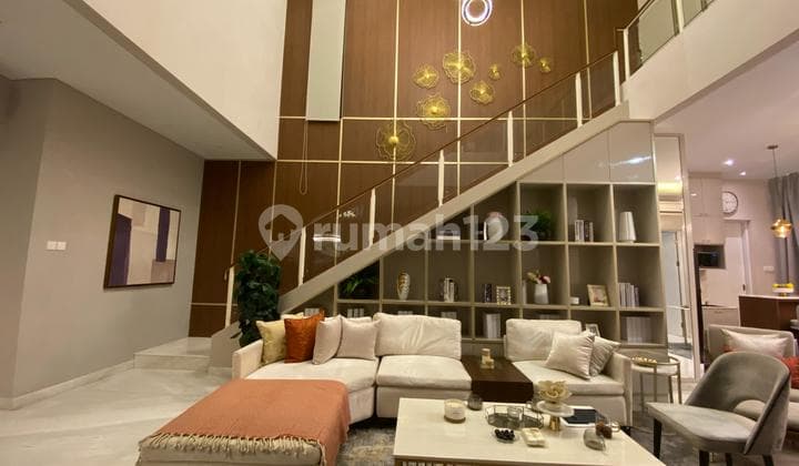 Rumah Mewah Pasadena Grand Residence, Gading Serpong, Tangerang