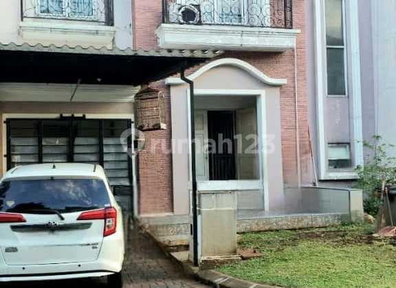 Rumah 2 lantai siap transaksi cepat lokasi strategis Taman Crystal Gading Serpong