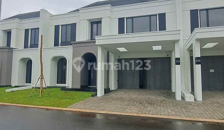 New and Luxurious 2-Story House Ready for Transaction in Gramercy Alam Sutera