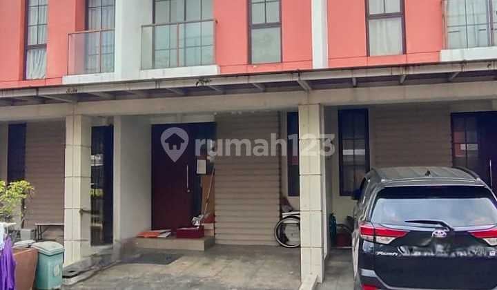 Jual Rugi! Rumah 2 lantai siap huni Green Village Cipondoh Tangerang