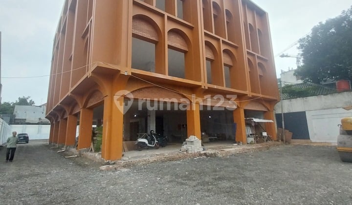 Bisa Tuk Perkantoran/showroom Dekat Tb Simatupang Jakarta Selatan