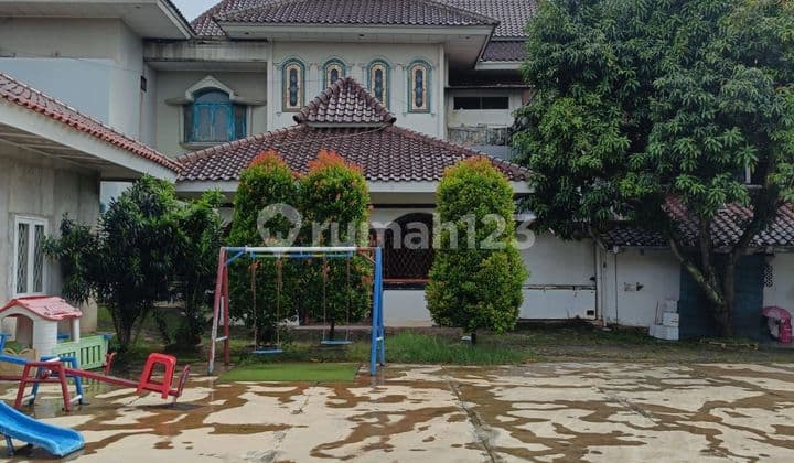 Rumah Cantik Berhalaman Luas Di Cirendeu Ciputat