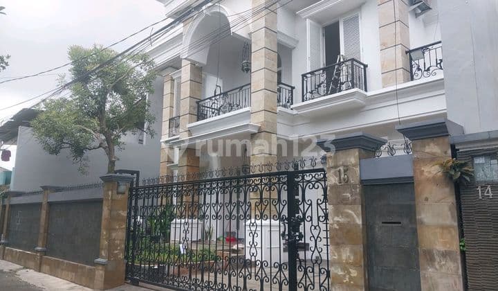 Rumah Cantik Siap Huni Di Lebak Bulus Jakarta Selatan