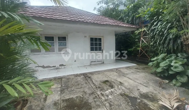 Sell Urgently Ma'am in Kebayoran Baru, South Jakarta