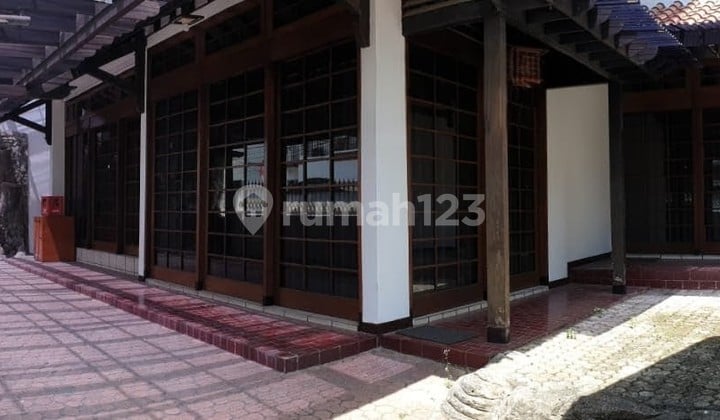 Rumah Bagus Terawat di Daerah Senopati Jakarta Selatan