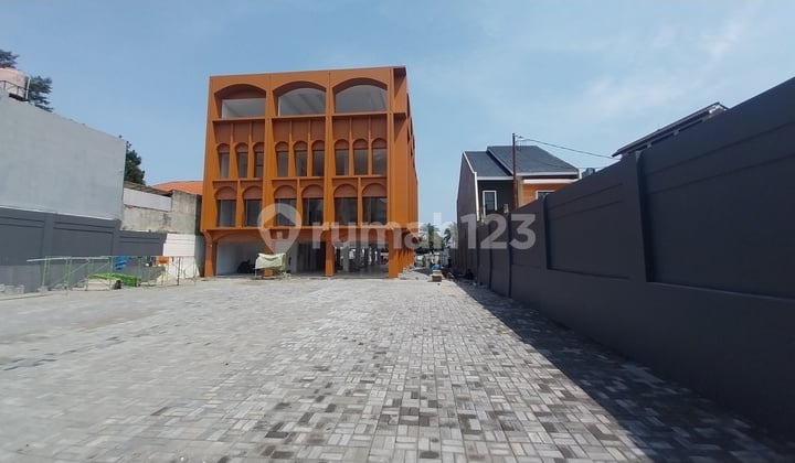 Bangunan Gedung Strategis di Tb Simatupang_rsud Jakarta Selatan