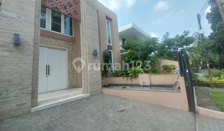 Rumah Bagus Cocok Tuk Usahai Di Pondok Indah Jakarta Selatan