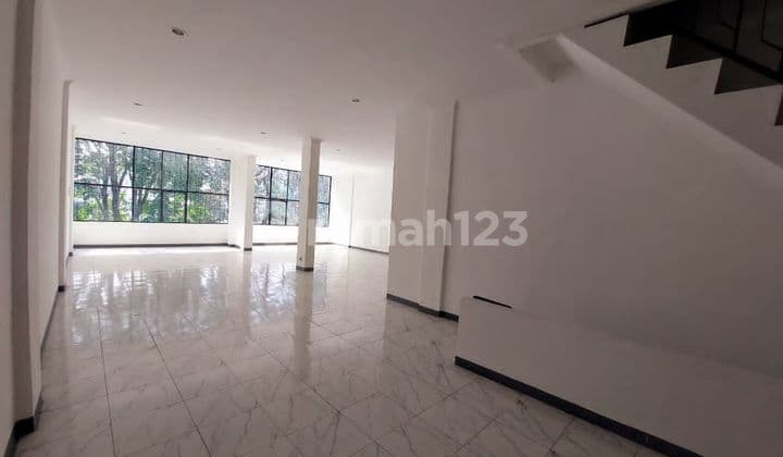 DISEWA Ruko gandeng 2 di Jalan Jembatan 3 Raya