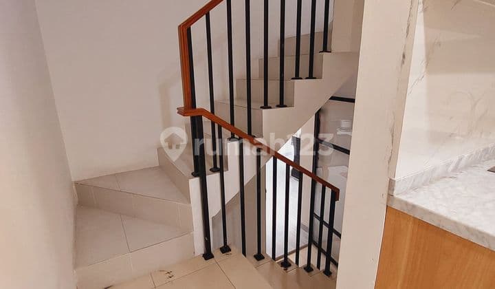 For Sale Luxury House Green Garden Residence - West Jakarta