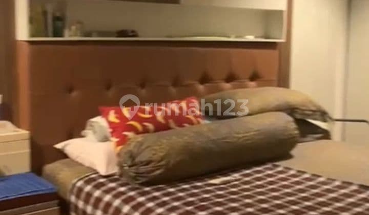 For Sale: Crown Mansion PIK House, Land Size 8x23m, 2 Floors Furnished, South Facing, SHM Certificate