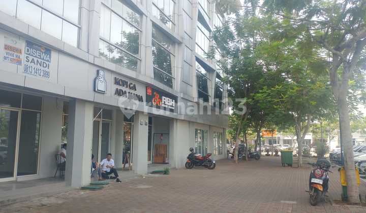 Disewakan Ruko di Golf Island Rgie, Luas 4,5x15