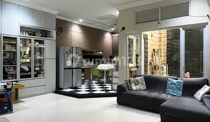 Dijual MURAH! Rumah Crystal Summarecon Serpong Full Renov Cantik