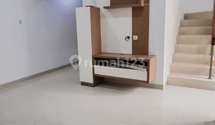 Dijual Rumah 3 Lt di Gading Serpong Cluster Samara, Luas 7x9