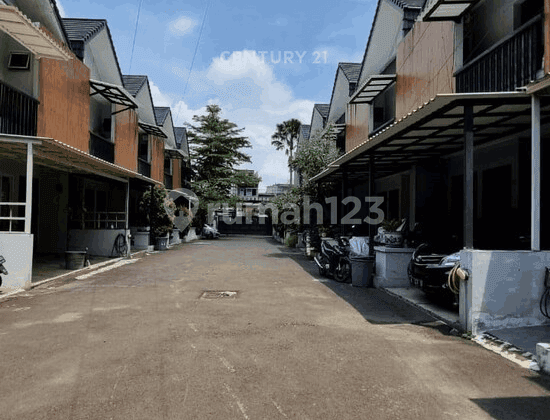 Dijual Rumah Cantik Di Cluster Bintaro Dekat St Jurang Mangu