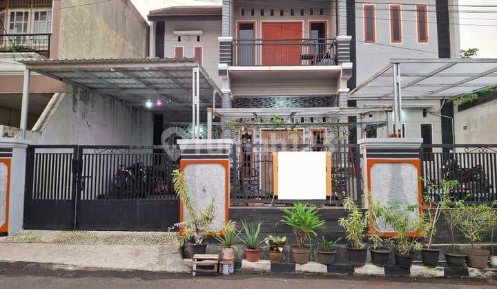 Di Jual Rumah Mewah di Sekitaran Bintaro, Dekat Stasiun KRL