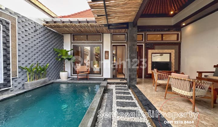 2 Bedrooms Villa di Taman Sari Kerobokan Bali