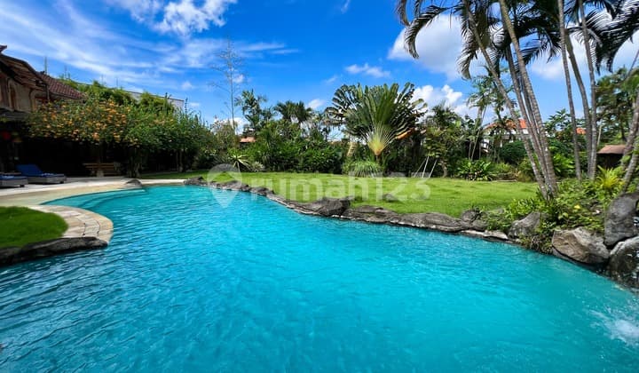 Freehold Villa On 1395m² Land In Umalas Kerobokan