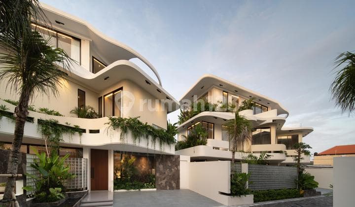 -Luxury Villa Dewi Sri Seminyak 3Br Luas 352M2