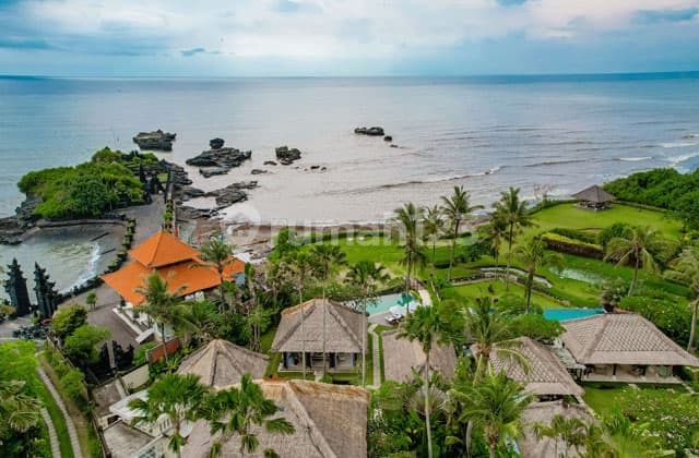 Luxury Villa Beachfront Cemagi Bali