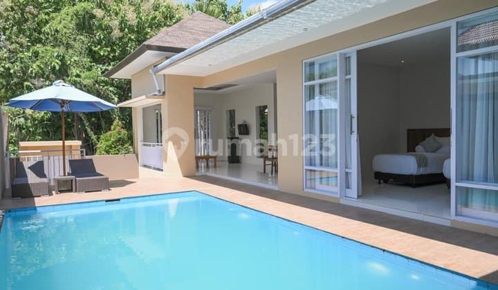 Modern villa di kawasan Darmawangsa Nusa Dua 2BR Luas 245m2