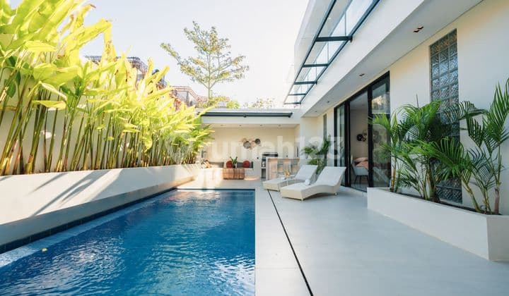 Luxury Villa Balangan 5BR land size 292m²