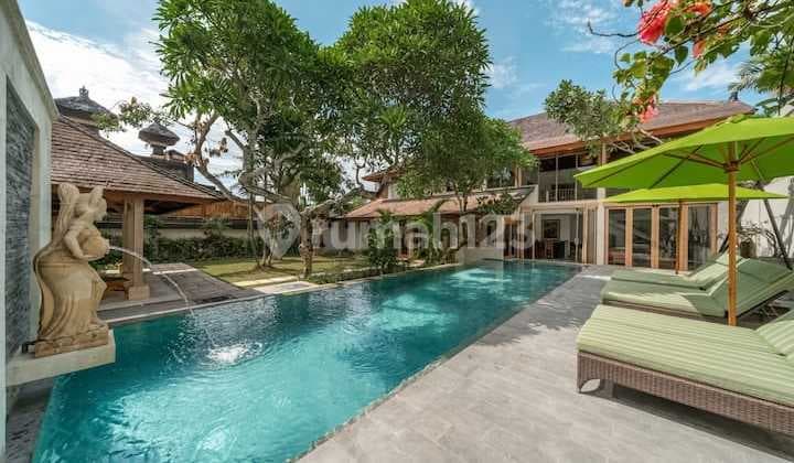 Harga Menarik - Prime Location Villa Batu Belig 4 B Luas 650M2