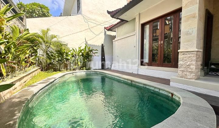 Balinese Style Villa Tegal Cupek Umalas 300M2