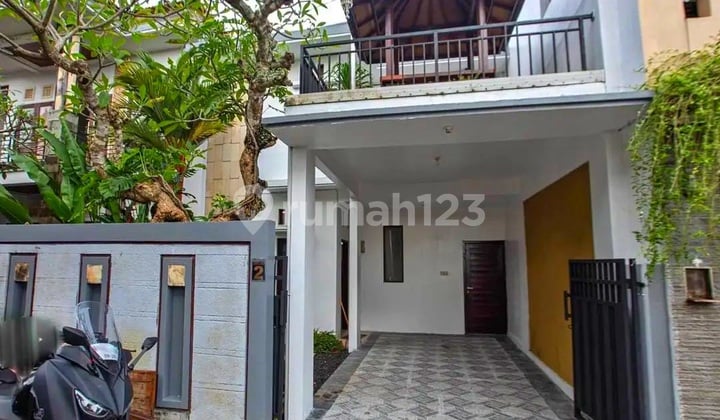 House in Dalung Abian Base - 4 Bedrooms