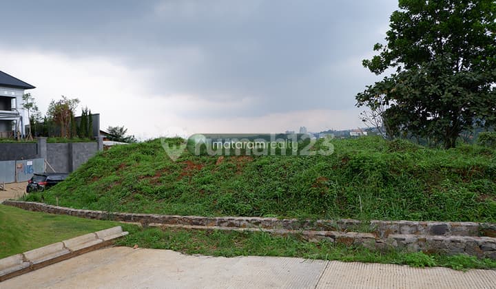 Tanah Kavling di Cluster Eksklusif Golf Island Dago Resort, Hoek