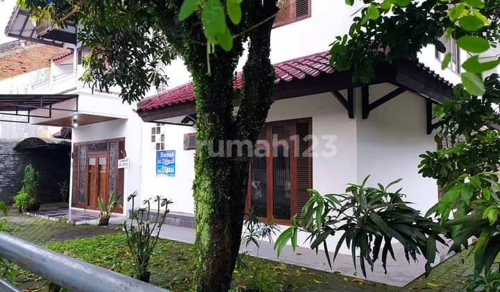 Rumah 2 Lantai, Bagus, Main Road Sayp Bkr, Bagus Untuk Usaha