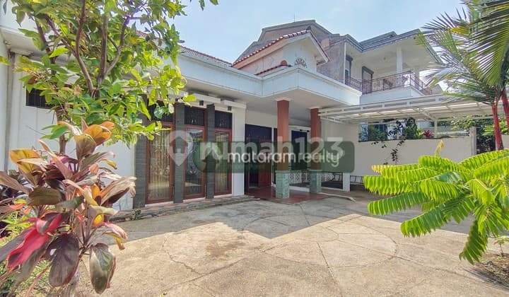 Rumah Asri 1 Lantai Furnished Siap Huni di Geger Kalong Permai