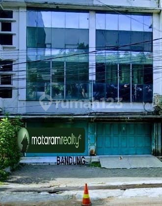 Ruko 3 Lantai Sangat Bagus di Pusat Kota Bandung, Jalan Pungkur