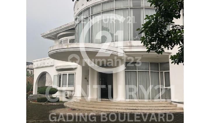 Villa Mewah Di Puncak Cisarua Jalan Raya View Gunung Furnished