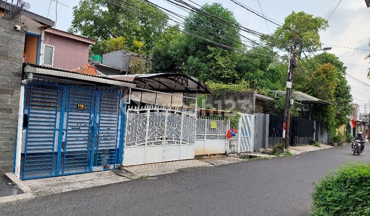 Rumah Usaha Tanah Tinggi Senen Strategis