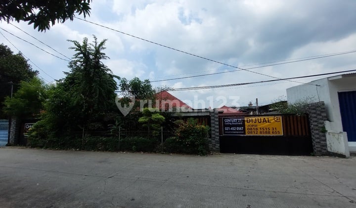 Strategic Boarding House with 43 Rooms in Pisangan Lama, East Jakarta