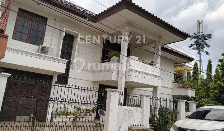 Rumah Bagus Luas 249 M2 di Duren Sawit Jakarta Timur