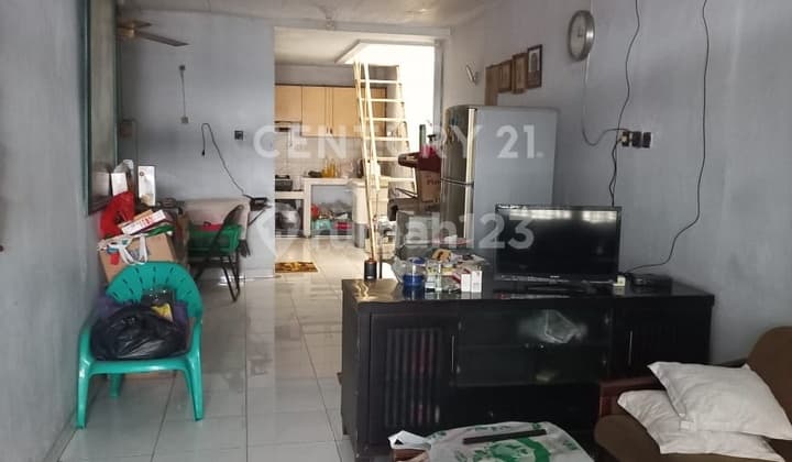 RUMAH 1.5 LANTAI DI KELAPA CENGKIR BARAT