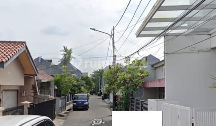 Rumah Bagus Kayu Putih Tengah Pulo Gadung Jakarta Timur