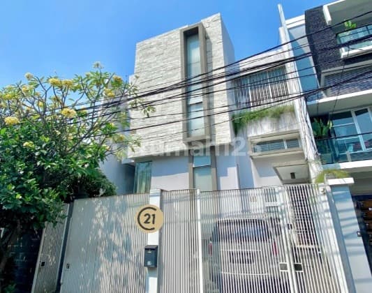 Rumah Cantik Asri Kelapa Gading Summarecon Siap Huni Bebas Banjir