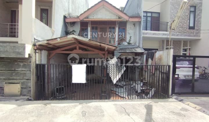 Rumah Tua Hitung Tanah Di Hibrida Kelapa Gading Jakarta Utara