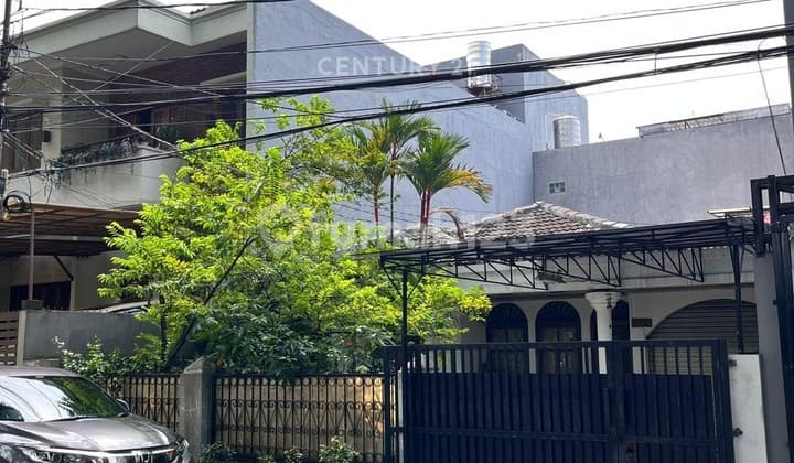 House in Gading Putih Raya Utara, Kelapa Gading, North Jakarta