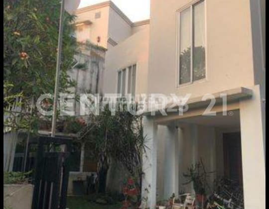 Rumah 2 Lantai Di Tulodong Bawah, Senopati Jaksel