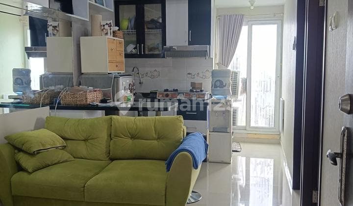Apartment 2 BR Semi Furnished Puri Park View