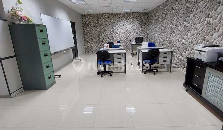 Puri Indah Financial Tower 125m Hadap Timur