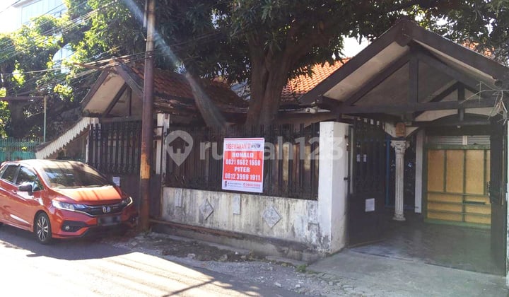 Dijual Rumah Hitung Tanah Manyar Kertoadi Lokasi Komersial