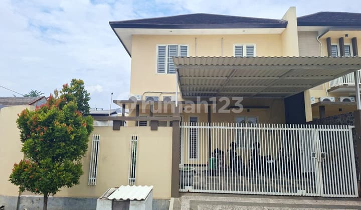For Sale 2-Story House Klampis Aji Tengah Strategic Location