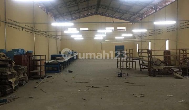 Dijual gudang di kaw Batik Sepatan Tangerang