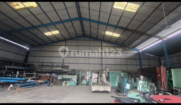 Warehouse for Rent, Block Dpr Cipondoh, Land Area 800, Building Area 784, Access for 40ft Containers