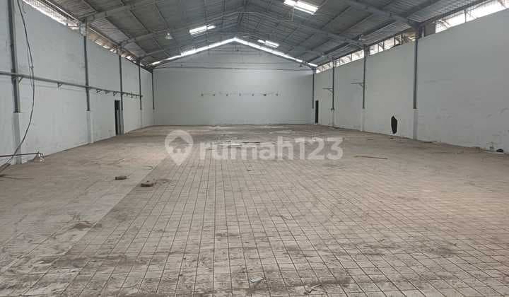 Warehouse for Rent, Kav Dpr Cipondoh, Area 1100m², Building Area 800m², 40ft Container Access.